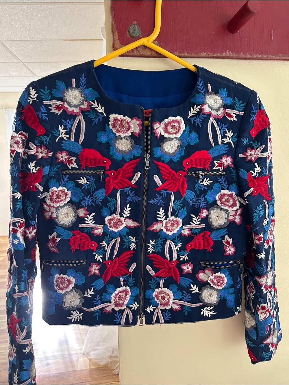 Alice and Olivia  Navy Floral Zip Jacket with Red Accents amazing birds !